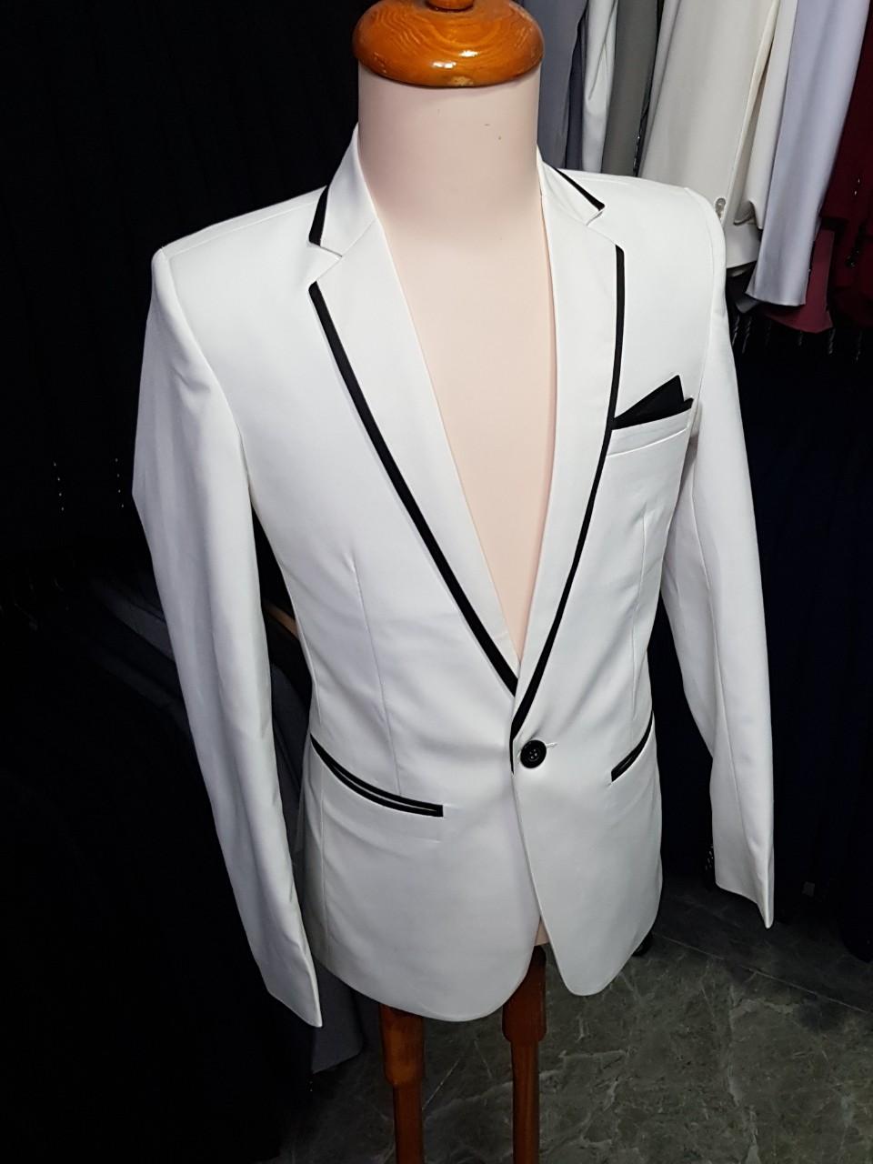 Áo Vest Nam Ôm Body Màu Trắng Viền Đen Phong Cách