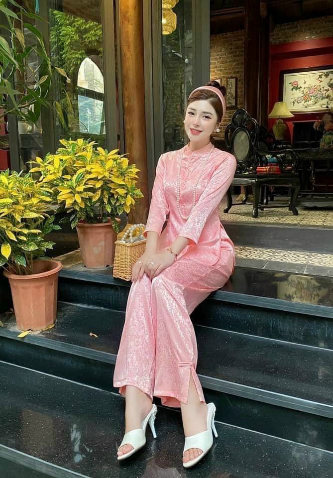 Sét bộ bà ba gấm đính cườm xinh xắn