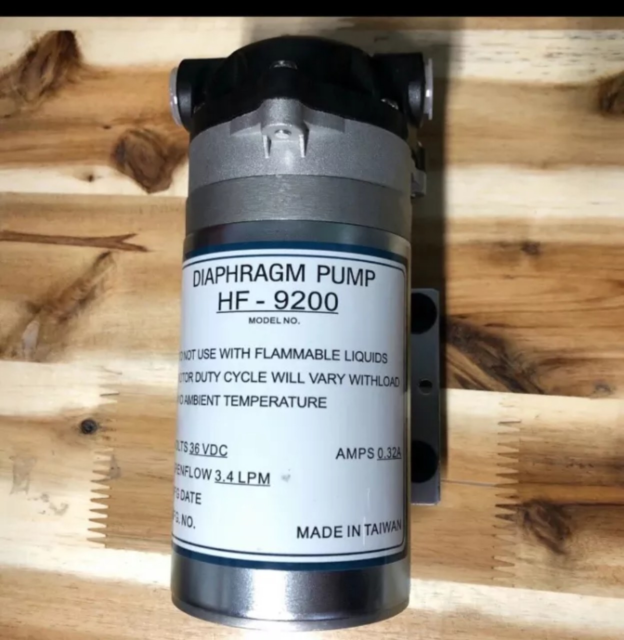Bơm 36V Taiwan HF9200 tăng áp máy lọc nước máy phun sương