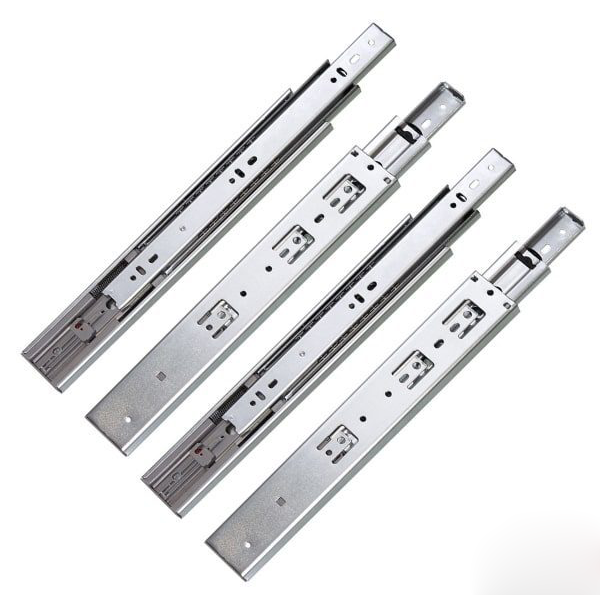 Ray trượt bi 3 lớp giảm chấn Ray trượt toàn phần của hãng Eurogold, hàng nhập khẩu.