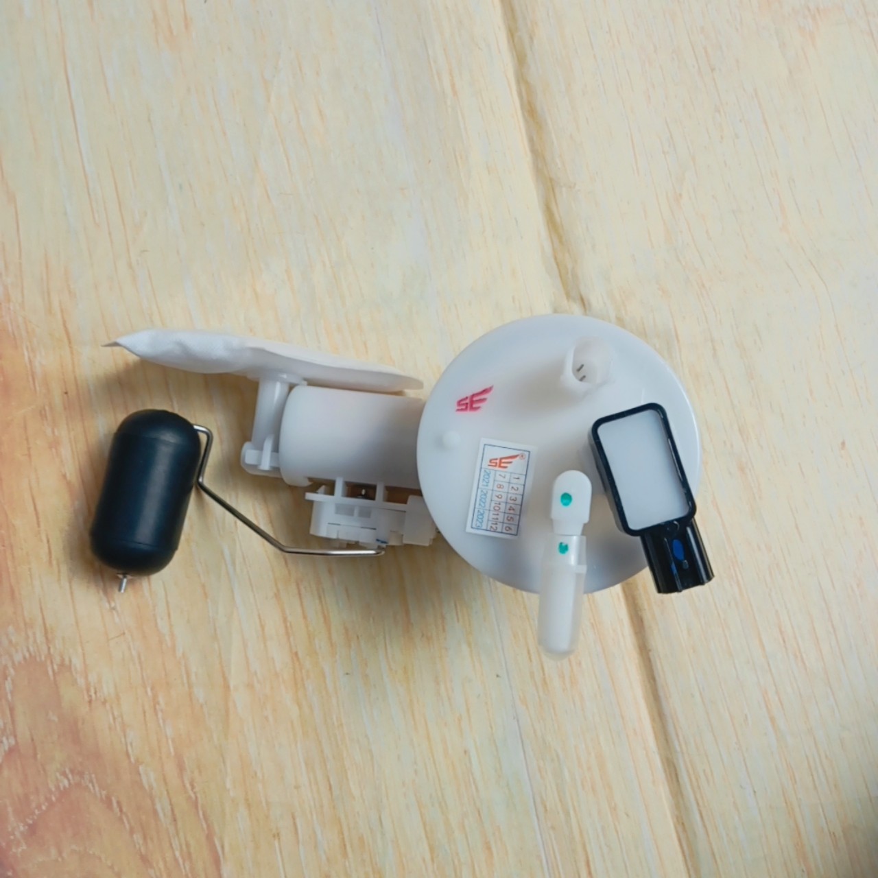 Cụm bơm nhiên liệu xe máy Exciter 150cc - Cụm bơm xăng xe Exciter 150, phụ tùng xe máy giá rẻ