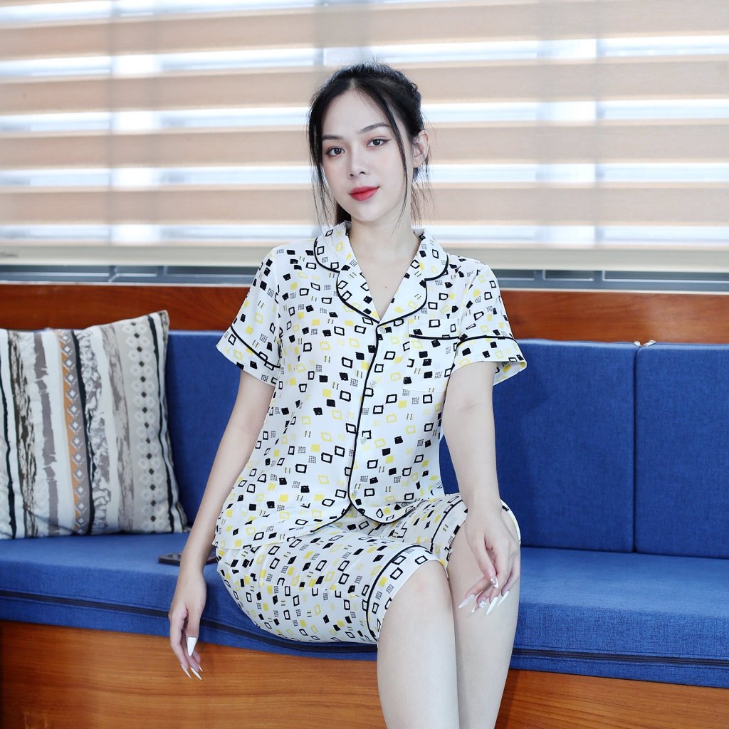 Đồ Bộ Pijama Nữ mặc nhà YOME Luxury YL12 TRẮNG Ô VUÔNG Tay Ngắn Quần Lửng - Mềm Mại Mát Mẻ