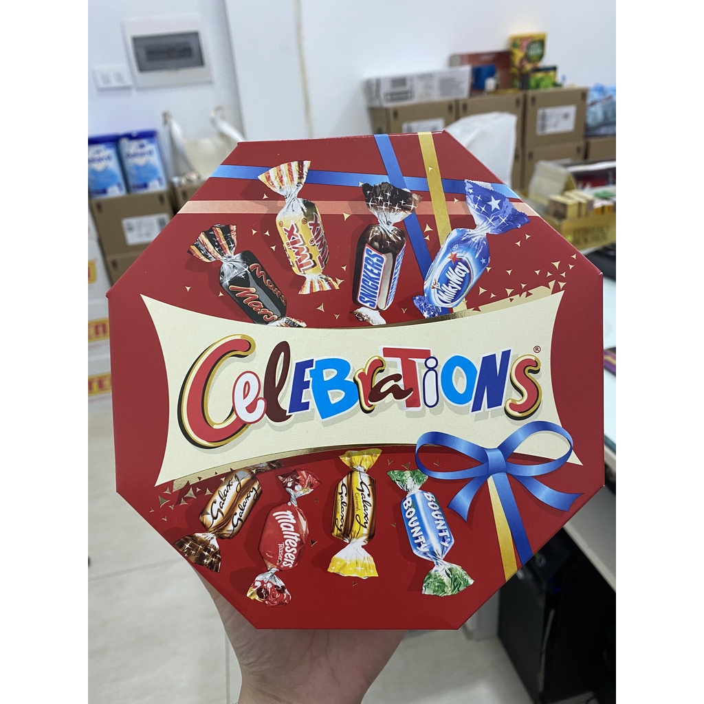 ✈️kẹo sắc màu celebrations hộp giấy lục giác