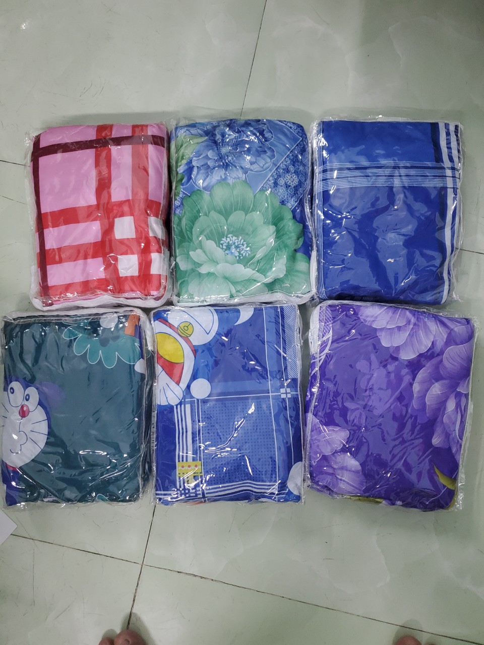 1 Drap thun lạnh giao màu ngẫu nhiên, không kèm áo gối 1mx2m