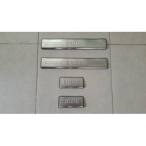 Bộ ốp bậc trong và ngoài xe CRUZE 2009-2018 (mẫu inox)