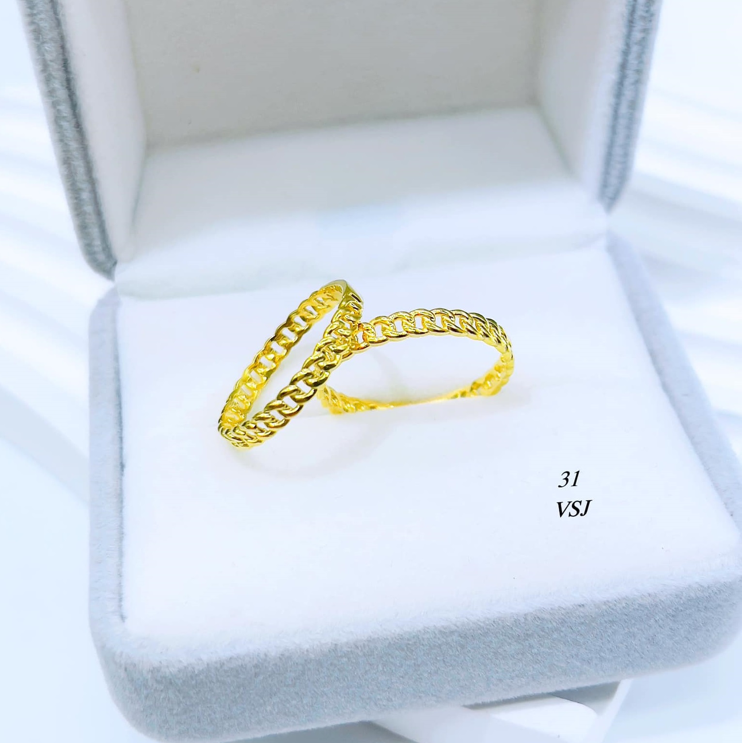 Nhẫn vàng nữ kiểu móc xích chất liệu vàng tây 10k MS031