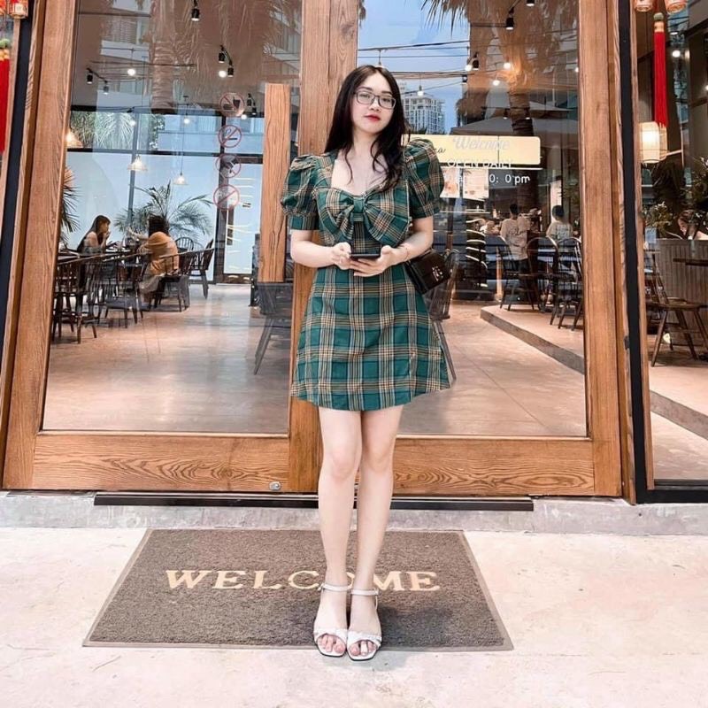 Đầm caro cổ vuông nơ ngực + Ảnh thật