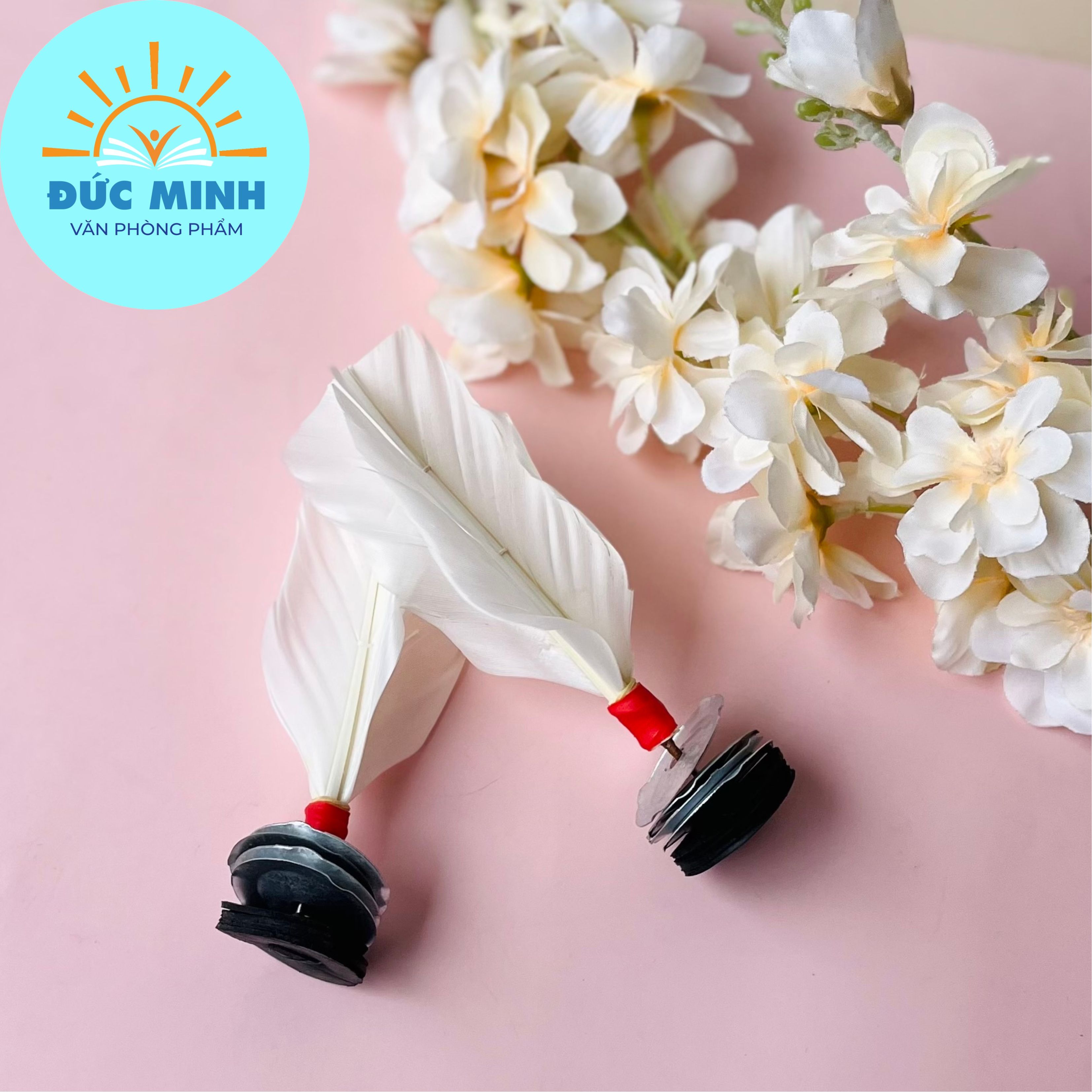 Cầu đá trinh sắt, đá phủi - loại 1 - đế cao su êm - lông gà siêu bền - vpp quế anh