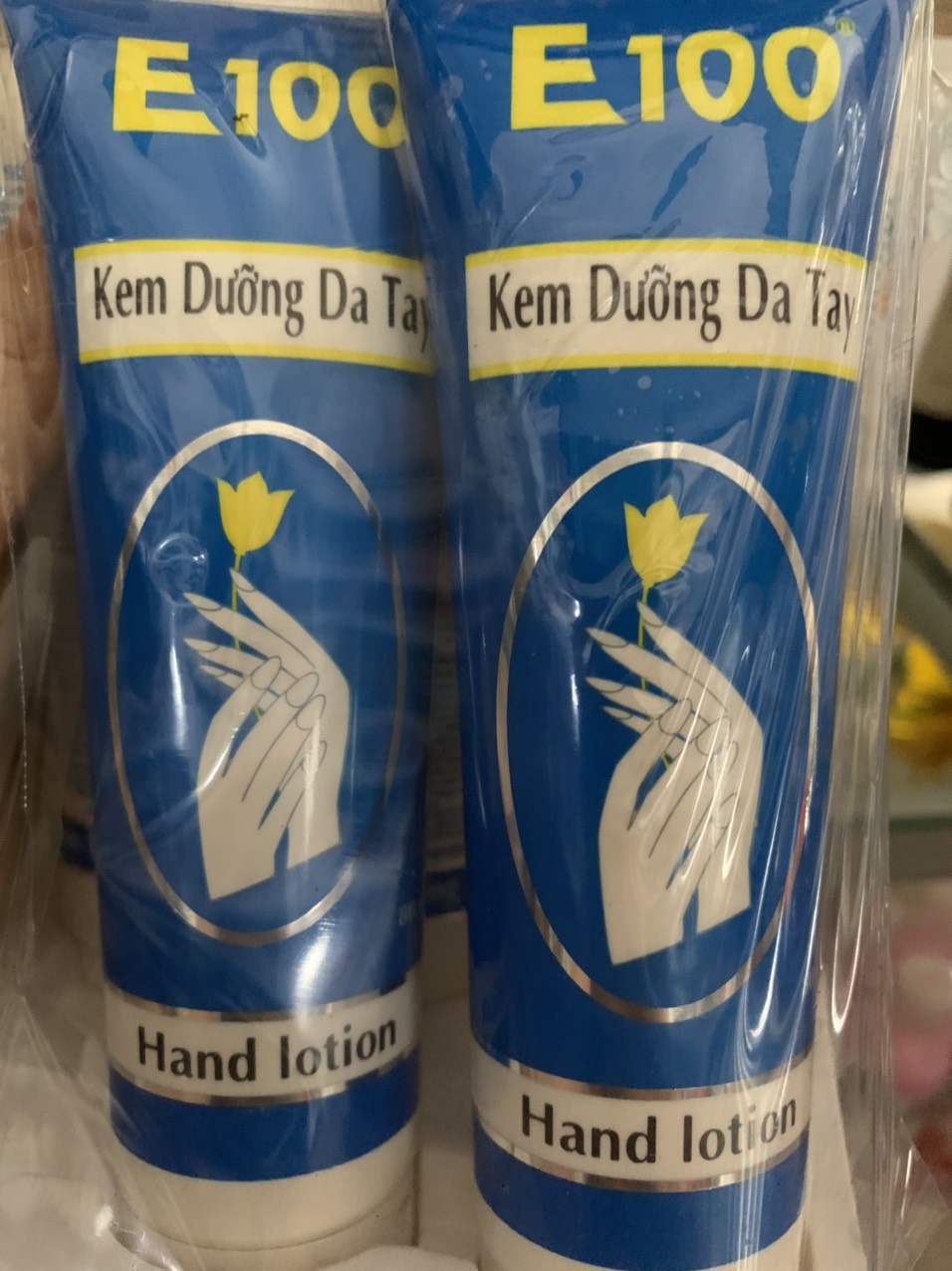 Kem dưỡng da tay e100