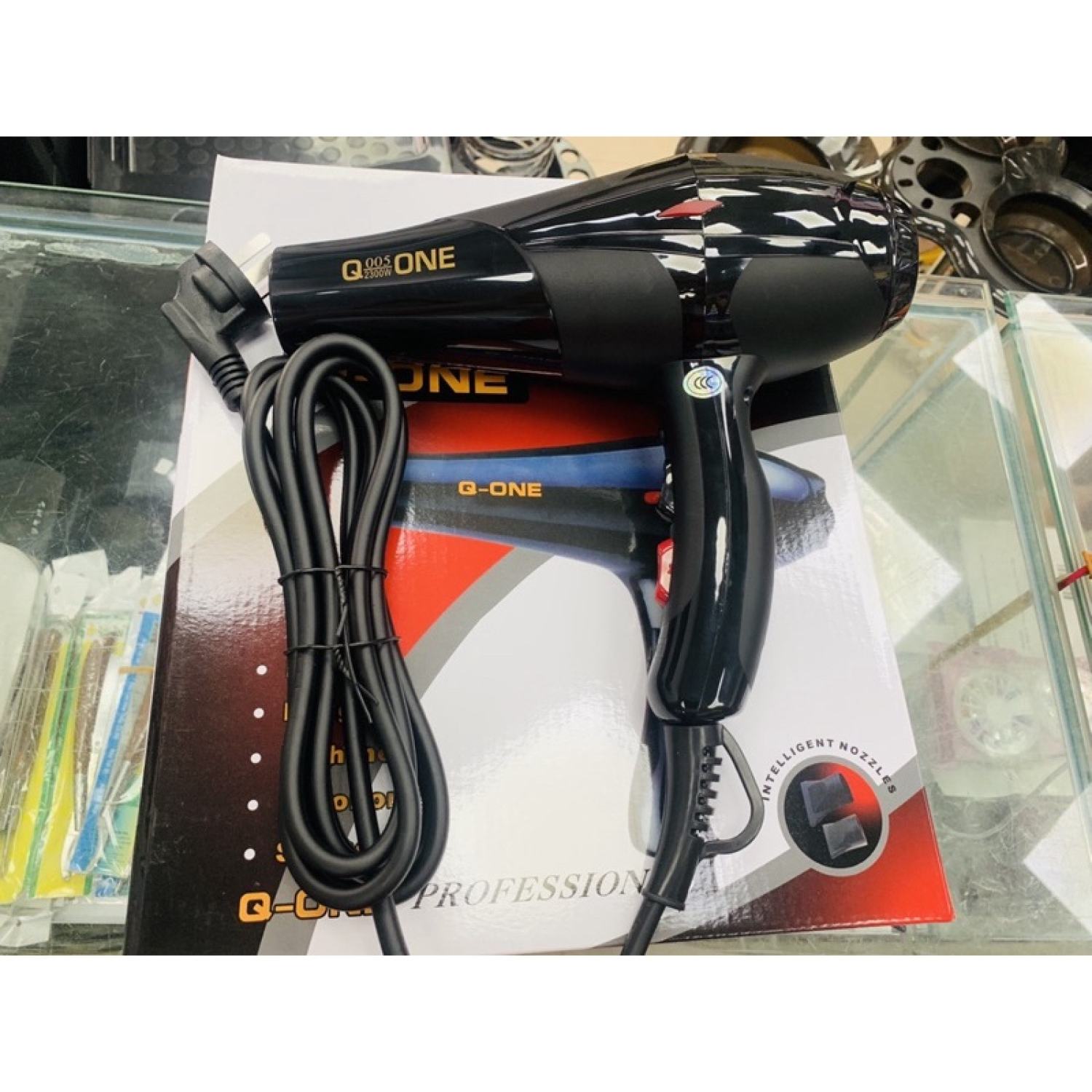 Máy sáy tóc q-one 005 công suất cao 2300w chuyên salon