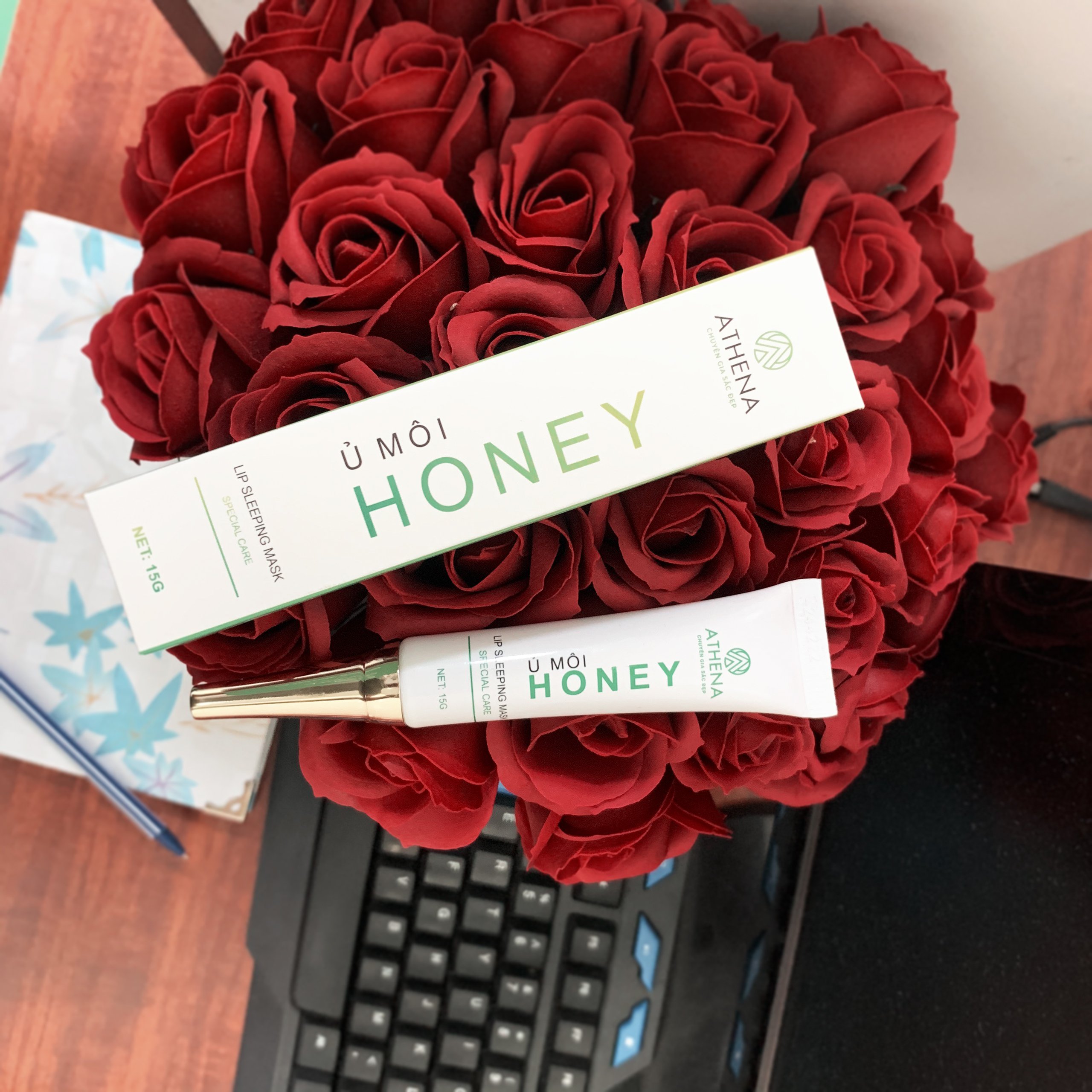Ủ Môi Honey Athena chống khô môi nẻ môi dưỡng môi luôn mềm mịn