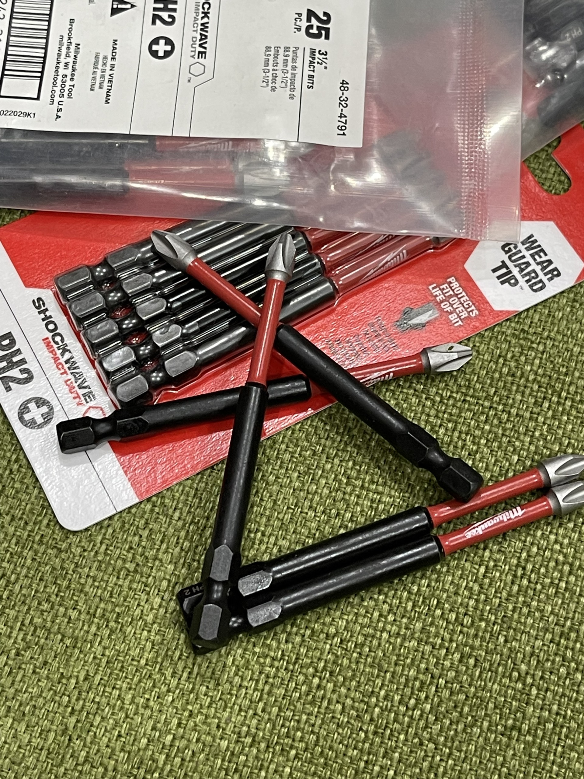 Mũi bắn vít Milwaukee ph2 9cm ( bán 1 lần 5 mũi ) chuẩn ngắn usa về