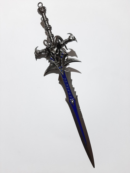Mô hình kiếm Frostmourne (22cm) trong game Word of Warcraft  tặng kèm giá đỡ