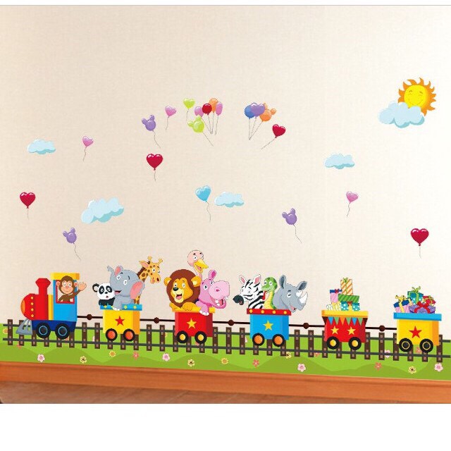 Decal giấy dán tường trang trí phòng bé đoàn tàu vườn thú