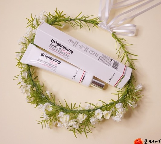 Kem Dưỡng Trắng Da Labonita Brightening ToneUp Cream giúp làm sáng da 40ml