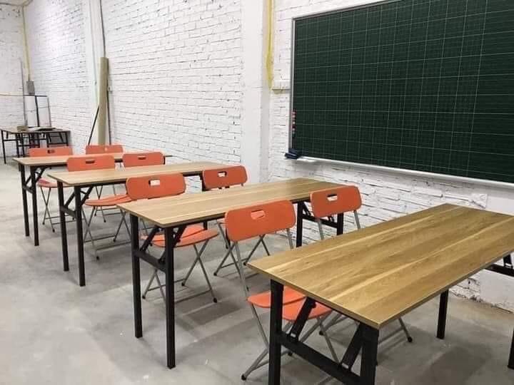 Bàn học sinh gấp gọn- Bàn học gấp gọn