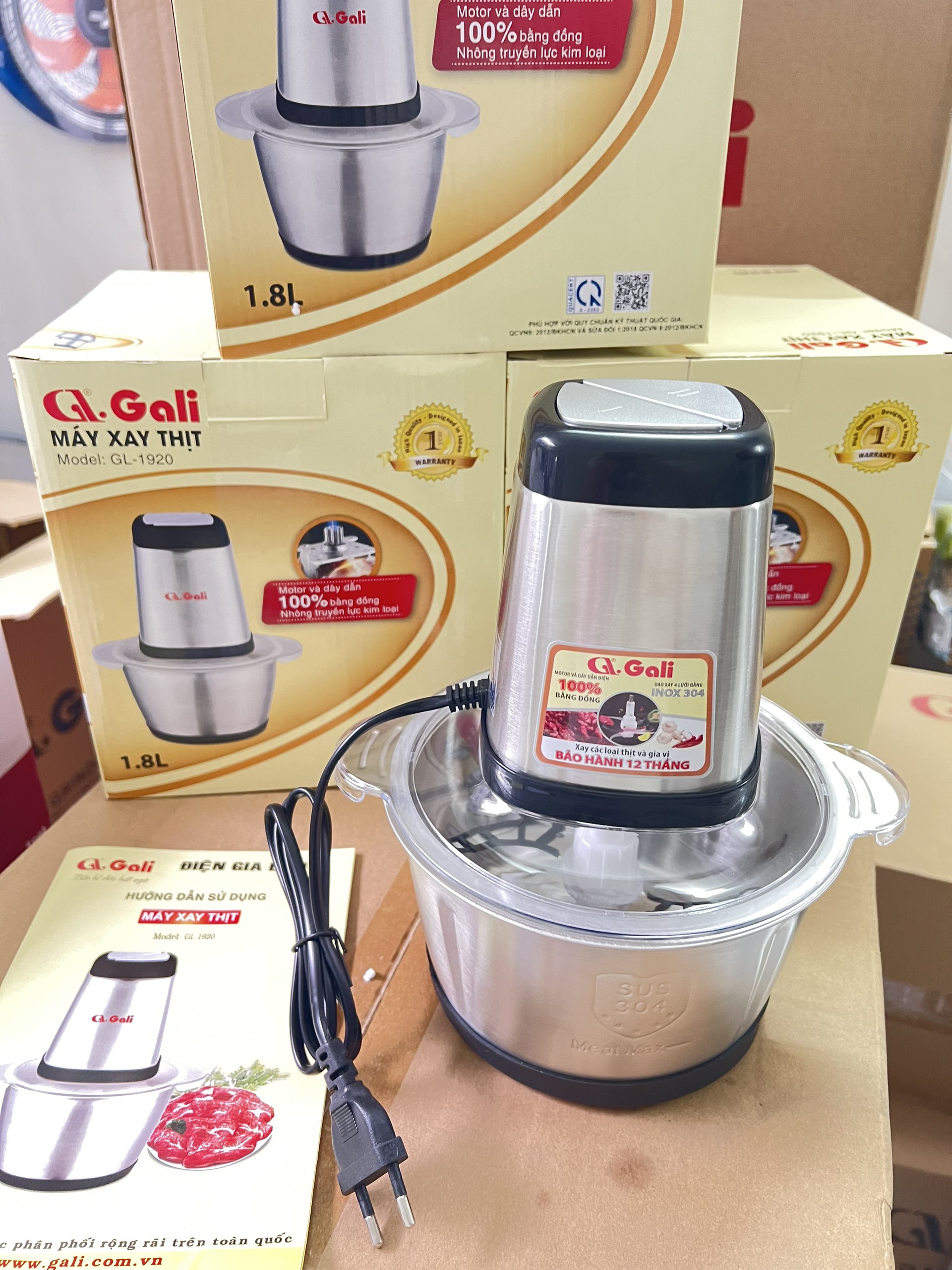 Máy xay thịt gali gl-1920 công suất 500w, dung tích 1.8l, 4 lưỡi dao sắc bén