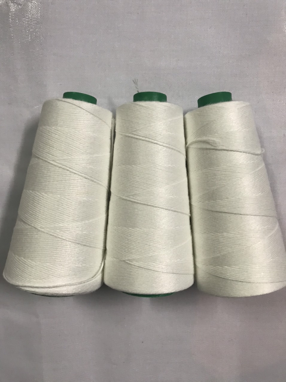 Chỉ may bao loại 200gr. chỉ máy khâu bao loại to