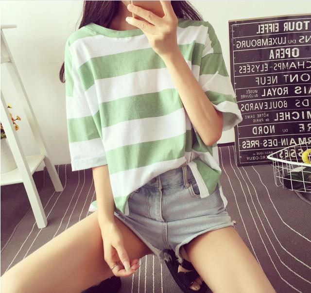 Áo thun cho bạn nữ v0011