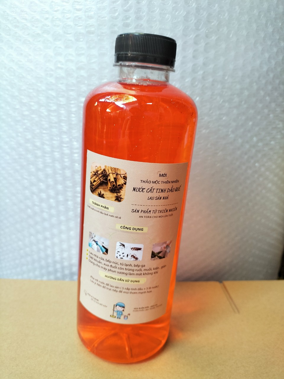 [Giá Dùng Thử+ quà tặng] Tinh Dầu Quế Kết Hợp Nước Cất Sả. Lau Sàn Nhà An Toàn Sạch Khuẩn, Khử Mùi Đuổi Ruồi Muỗi,Côn Trùng, không hóa chất an Toàn Cho sức Khỏe chai 1000ml