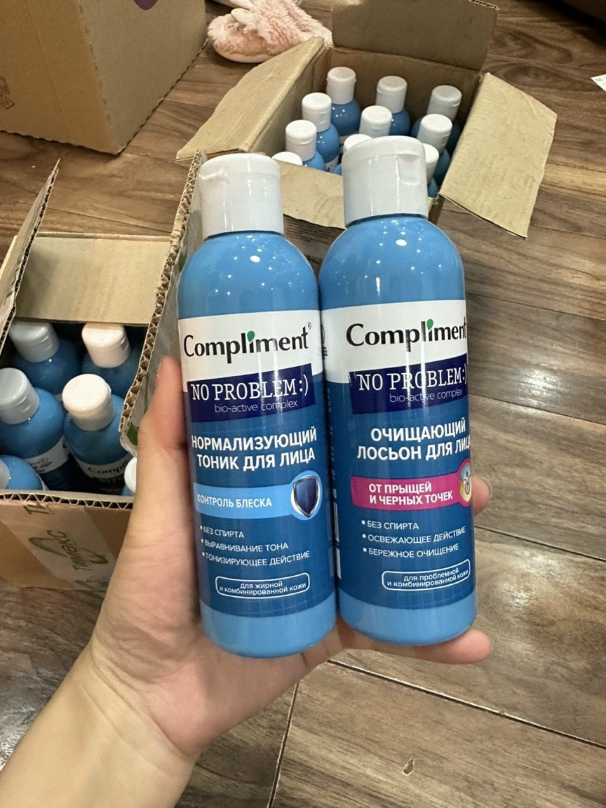Toner BHA Compliment No Problem làm sạch sâu, kiềm dầu, giảm mụn, mờ thâm 200ml