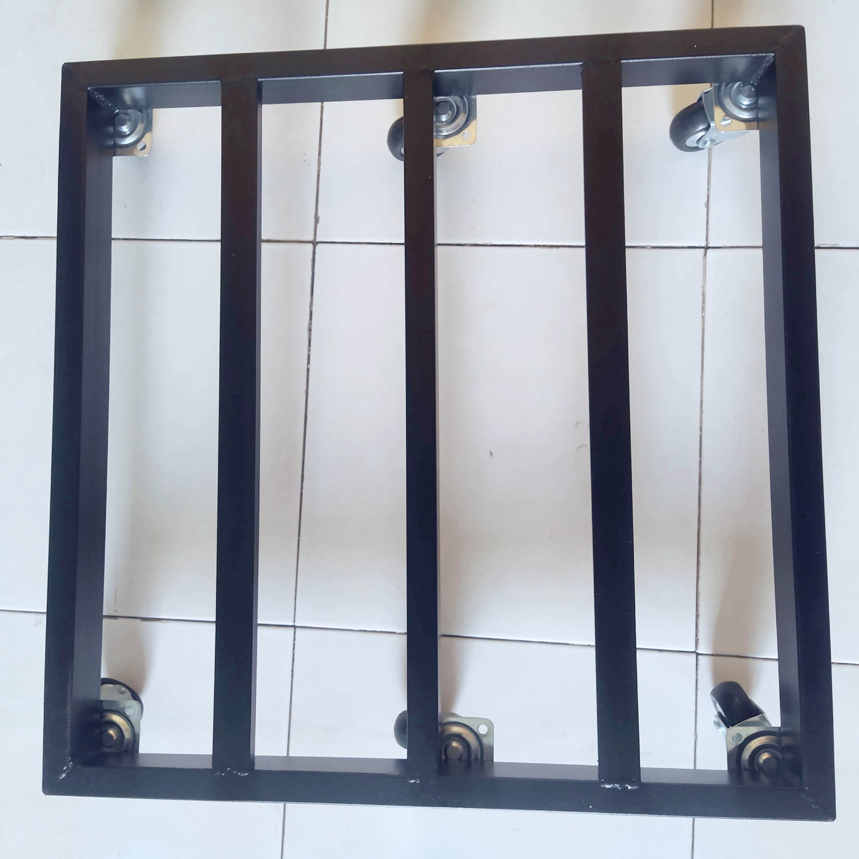 Đế lót chậu trồng cây đa năng có bánh xe