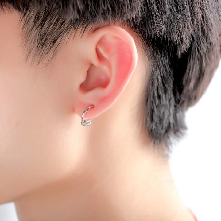 Bông Tai Nam Loại Kẹp Không Cần Bấm Lỗ Tai Titan Không Đen TT 1795