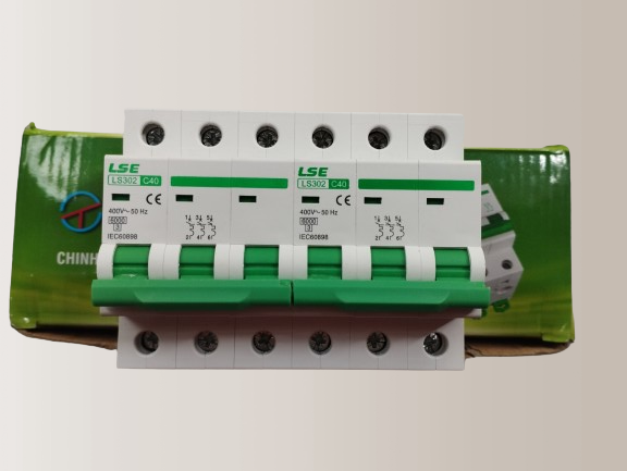 Aptomat đảo chiều dạng aptomat 3 pha 32a - 40a -50a-63a-lse - cầu dao đảo tự động