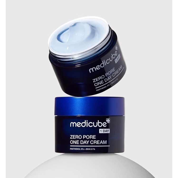 Kem dưỡng se khít lỗ chân lông Zero Pore One Day Cream Medicube 50gr