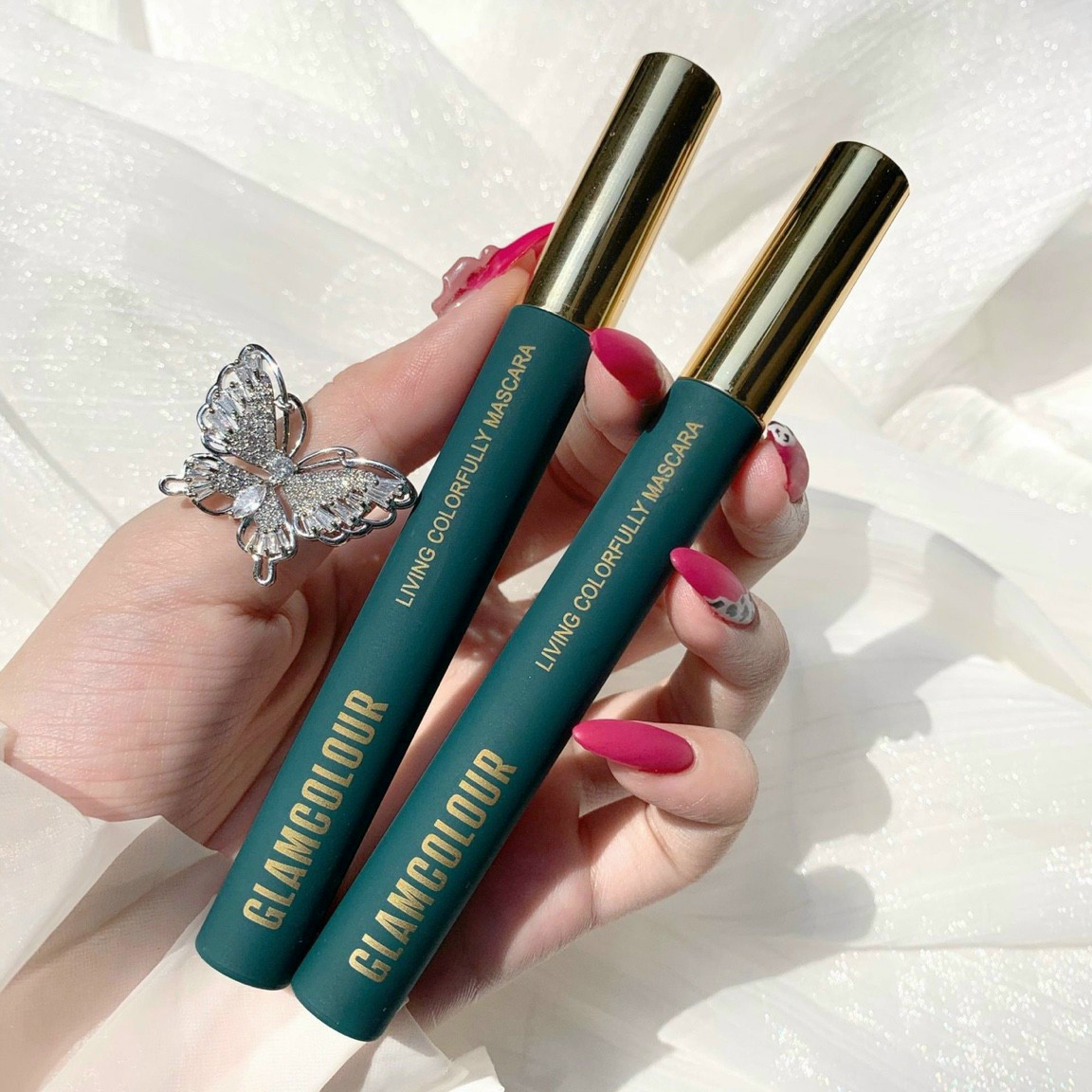 Mascara cao cấp GlamColour chống nước, lâu trôi