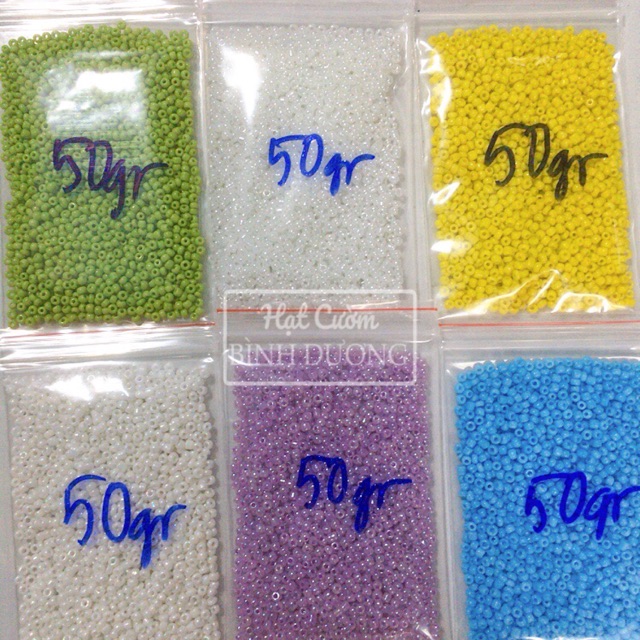 2000 hạt tấm đục tấm đục bóng 3mm trang trí nhiều màu đẹp gói khoảng 50gr