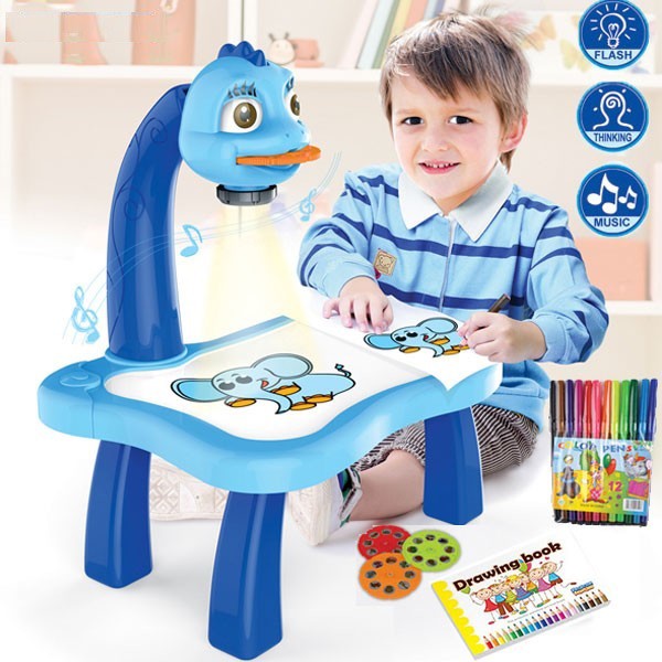 Tặng 3 Bút Bi Siêu Kute [CÓ NHẠC] Bàn vẽ có đèn chiếu thông minh cho bé tập học vẽ Projector Painting có nhạc 24 hình dùng pin AA , Bàn Học, Tập Tô, Vẽ Cho Bé Có Đèn Chiếu Sáng Thông Minh-CENTER 24h