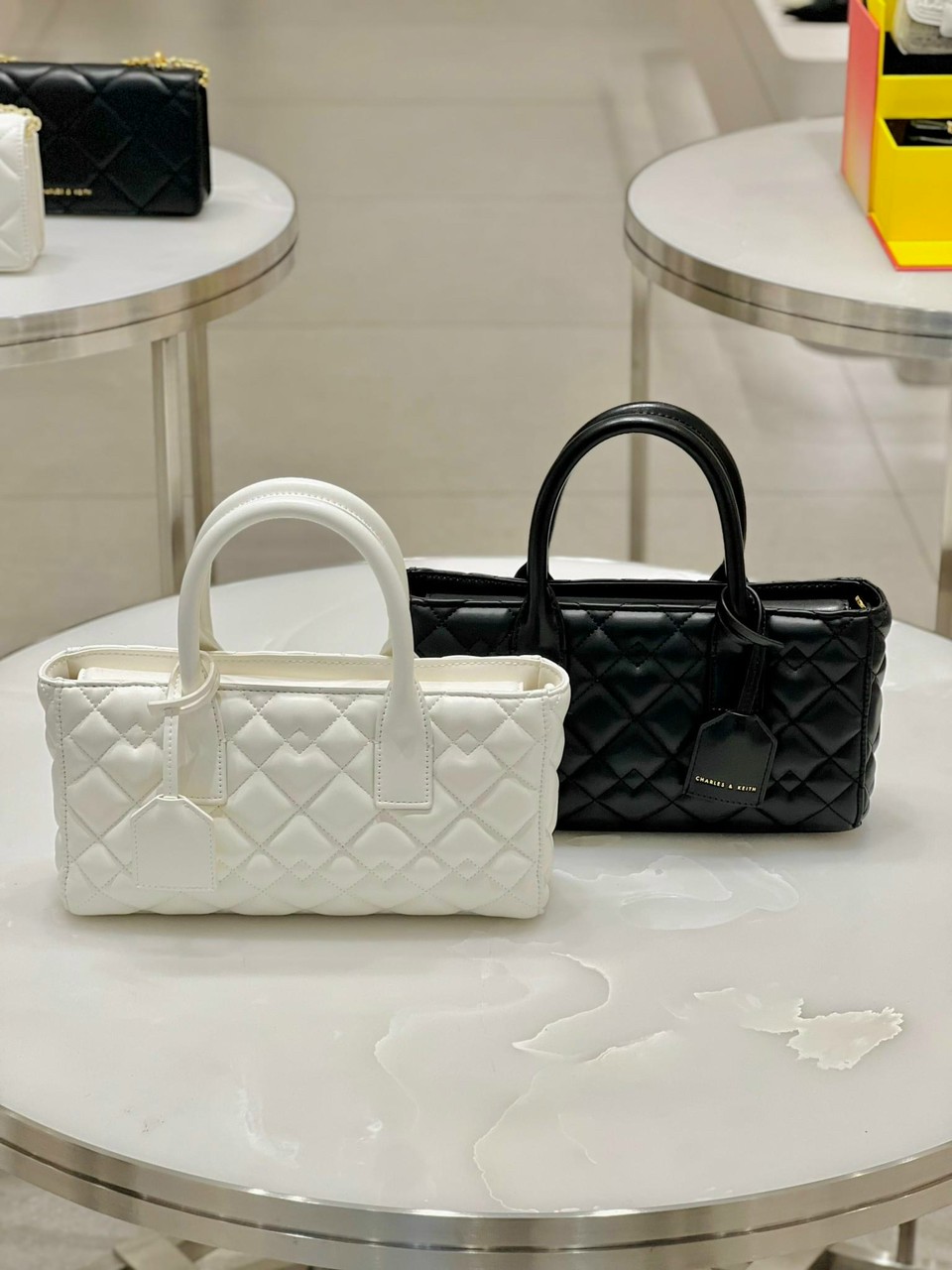 Túi cầm tay + đeo chéo nữ size 26cm13cm ck2-31220013 đủ màu