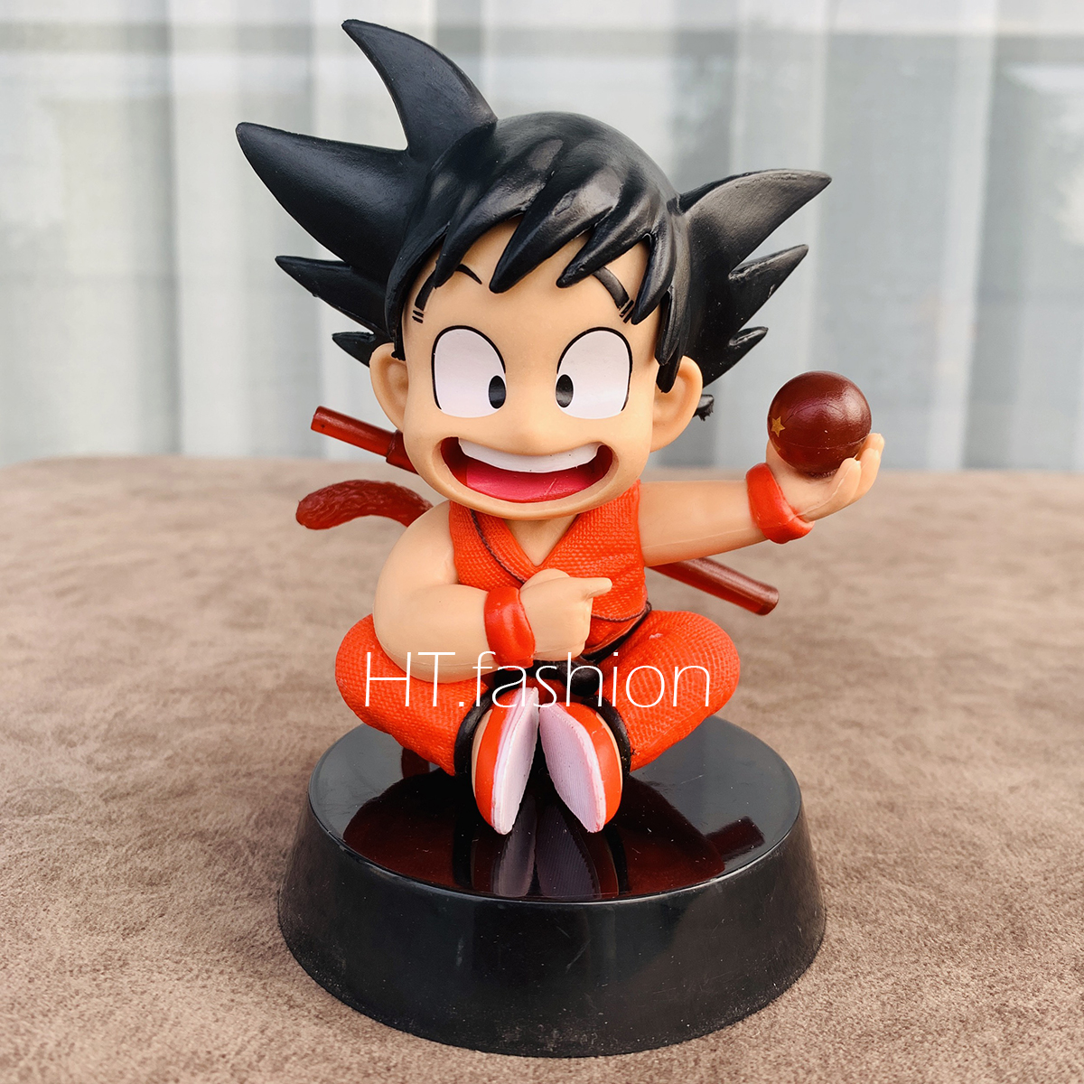 Mô Hình Dragon Ball Songoku Chibi Cầm Ngọc Siêu Dễ Thương
