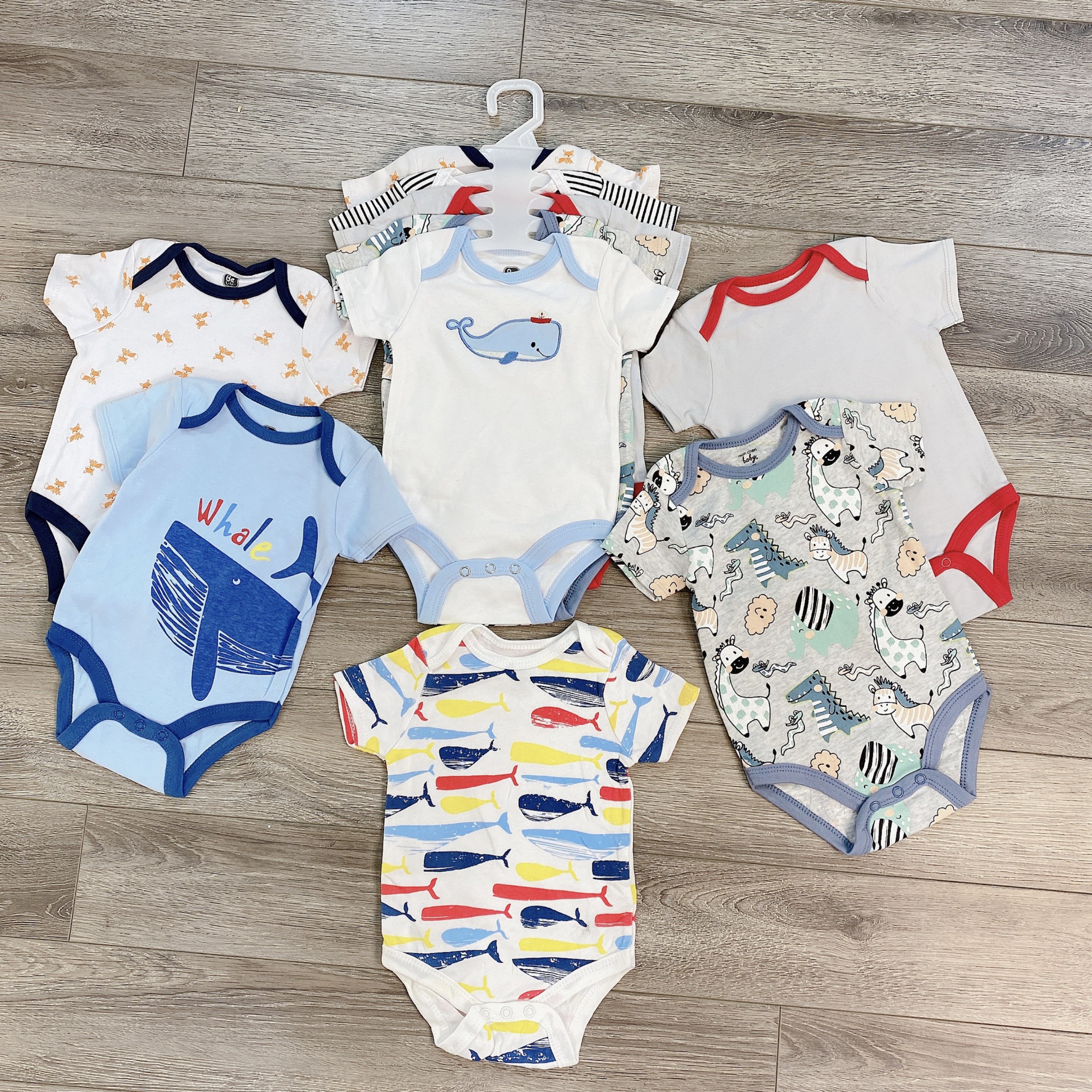 [HÀNG CHUẨN] SET 5 Bodysuit Body Chip Cộc Tay XUẤT MỸ Cho Bé 0-24M Kèm Móc - SABO MART
