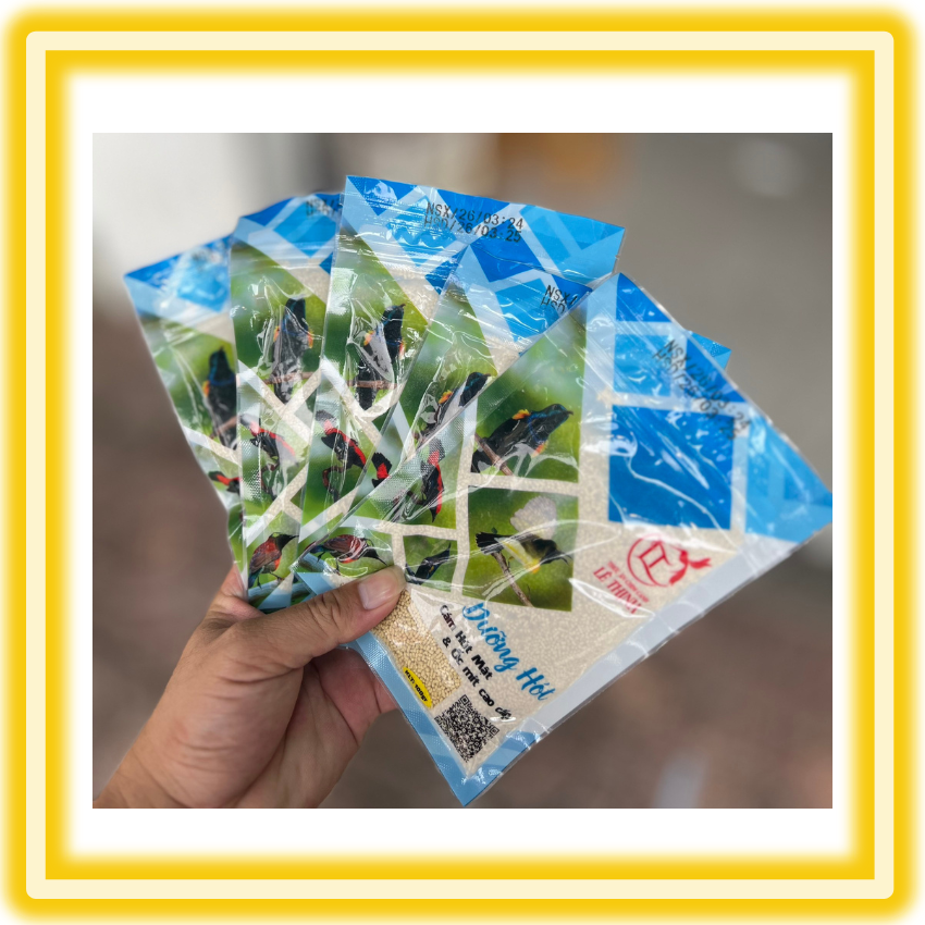 Combo 5 gói cám Dưỡng Hót Lê Thịnh, Cám chim hút mật, Bền lử.a, mượt lông TH Food Shop