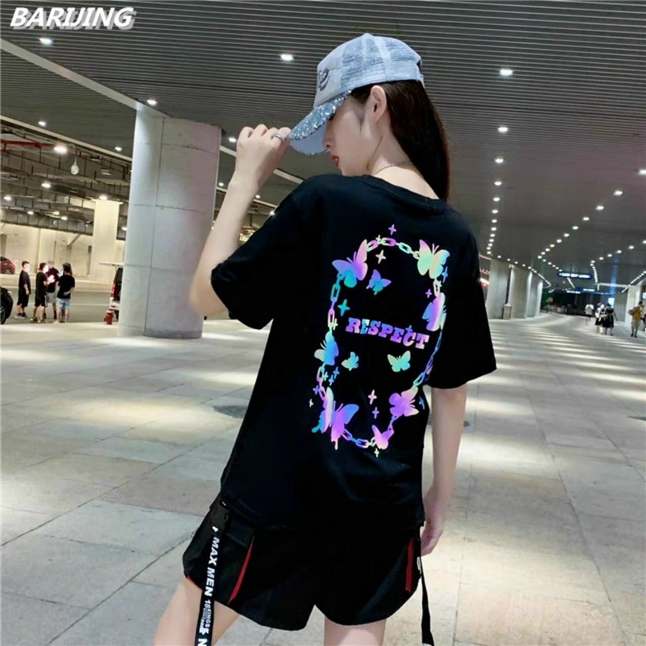 Áo thun cotton nữ in phản quang hình bướm respect lung linh cực xinh hàng cực phẩm dạo phố đêm quá nổi bật