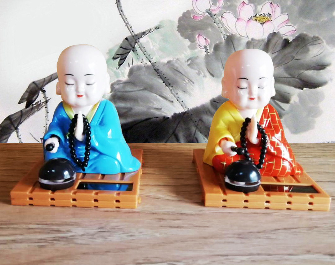 Bộ Tượng 3 Chú Tiểu Áo Vàng Tịnh Tâm - Trí Tuệ - Hành Động - Gõ Mỏ Tụng Kinh