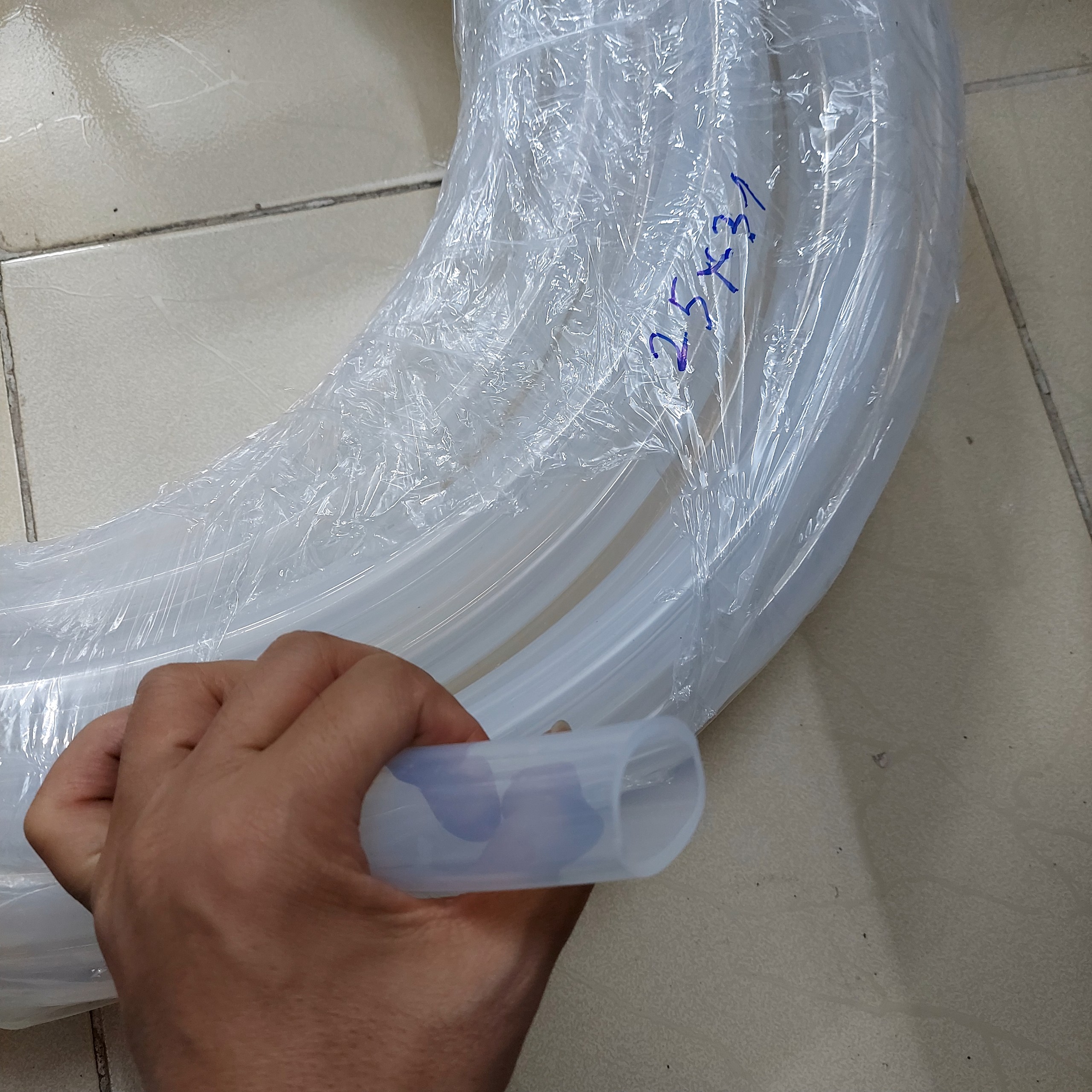 Ống silicon ống silicone phi 25 đường kính 25x31mm, 25mmx31 mm trong suốt cấp thực phẩm