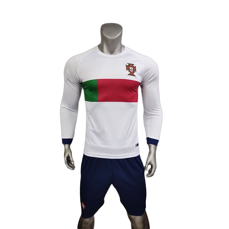Quần áo bóng đá đội tuyển Bồ Đào Nha tay dài màu trắng 22-23 CÓ IN ẤN