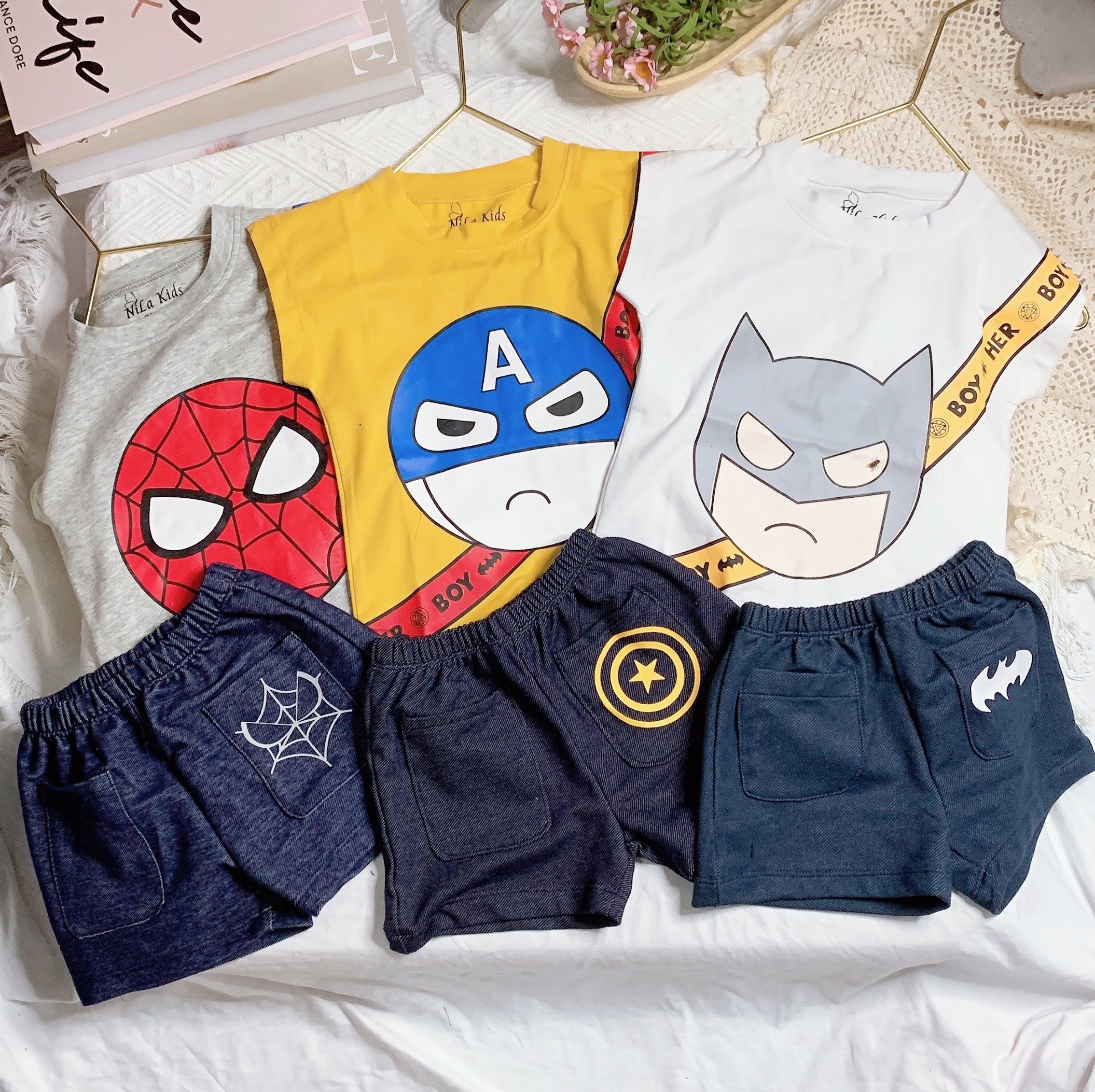 [HCM]Bộ quần áo bé trai Áo cotton 100% co giản 4 chiều hình siêu nhân Quần thun giả jean từ 8-35kg