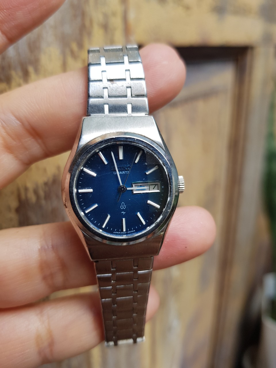 Đồng hồ nữ, hiệu Seiko, mặt tròn màu xanh, vintage, cổ điển, 2hand, hàng si Nhật, HCM
