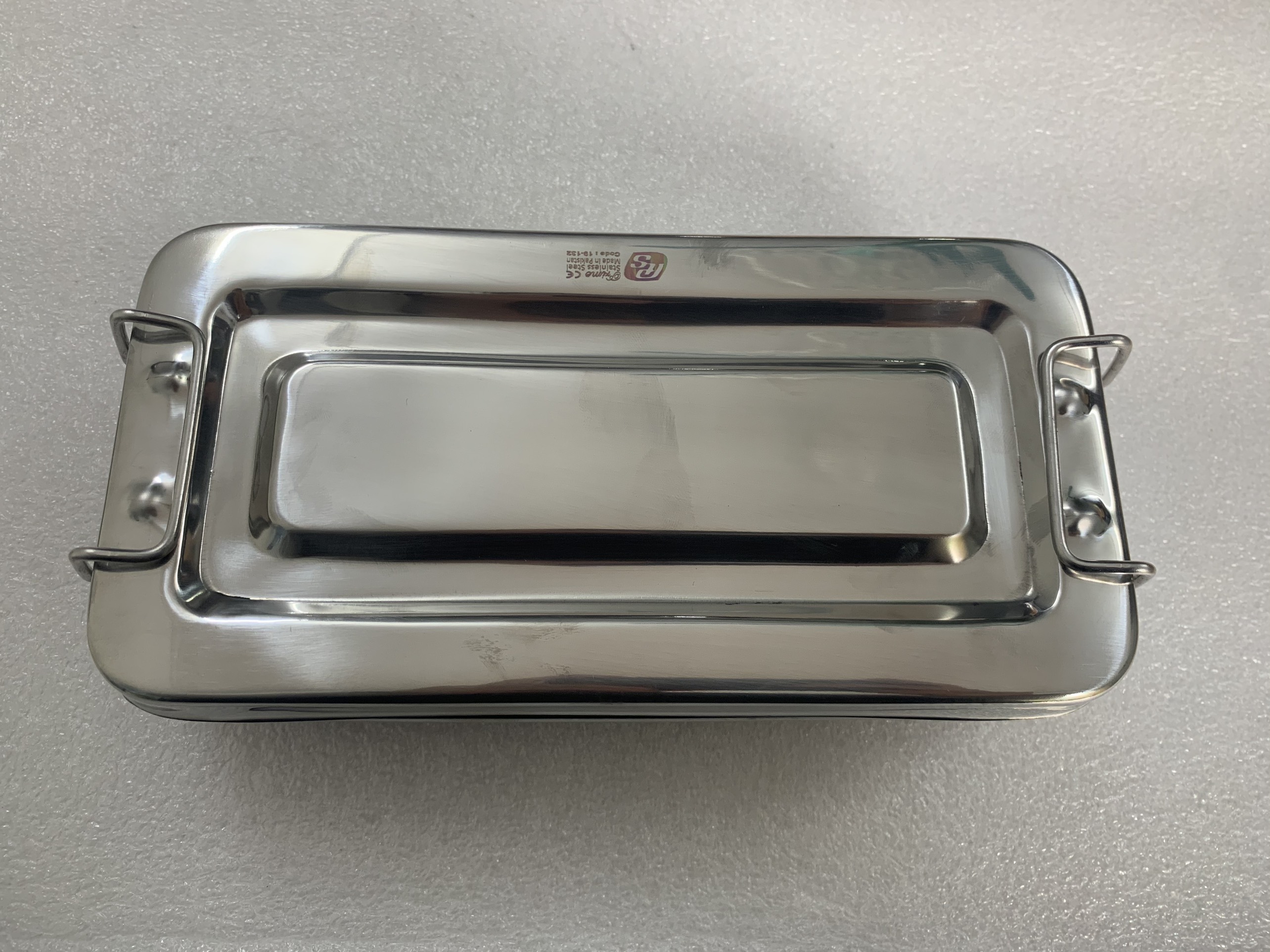 Hộp đựng dụng cụ y tế inox Pakistan 20x10x5cm