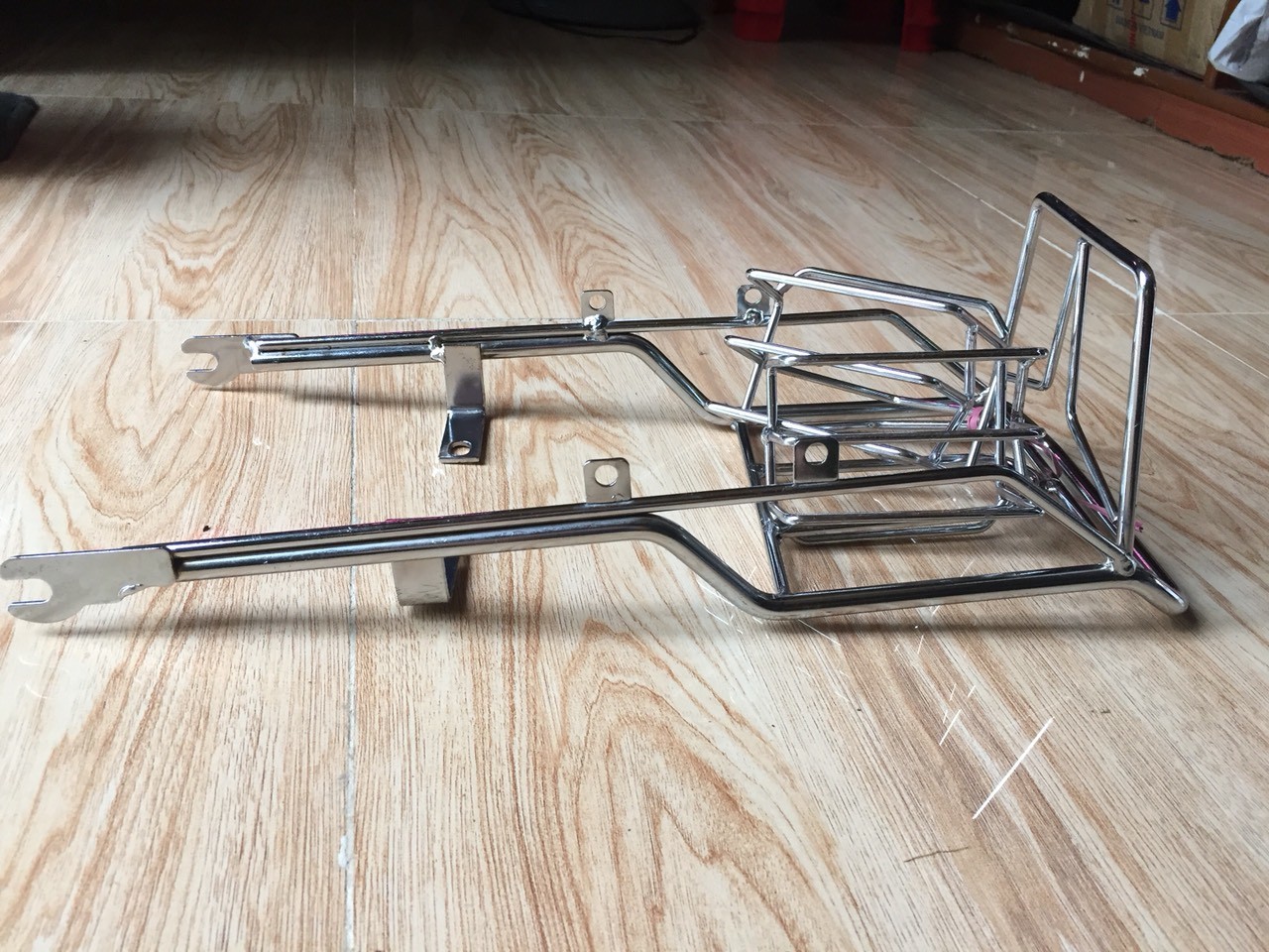 baga đuôi có bảo vệ xinhan 2 bên cho cub đèn vuông: 82-84-92-94-DD-Dh