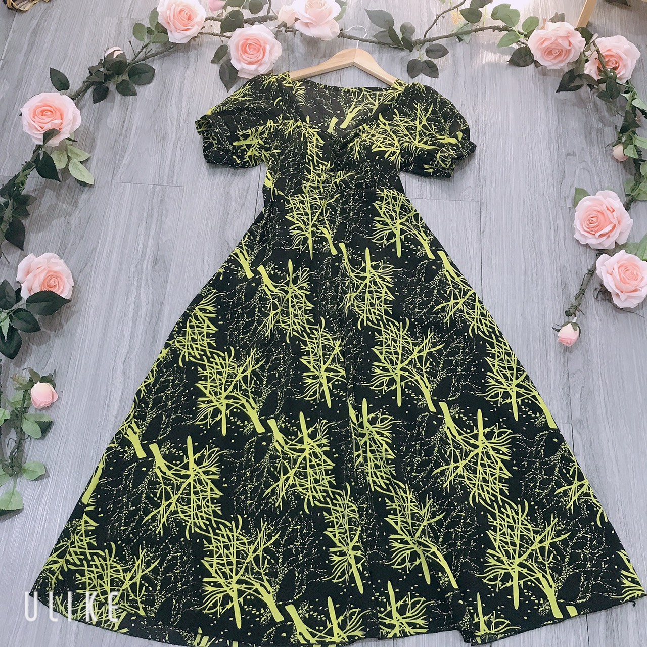 Đầm maxi hoa thiết kế có mút ngực