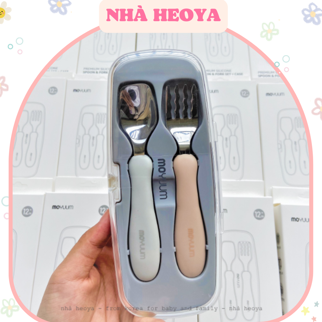 Set muỗng nĩa thép premium silicone moyuum kèm hộp đựng.