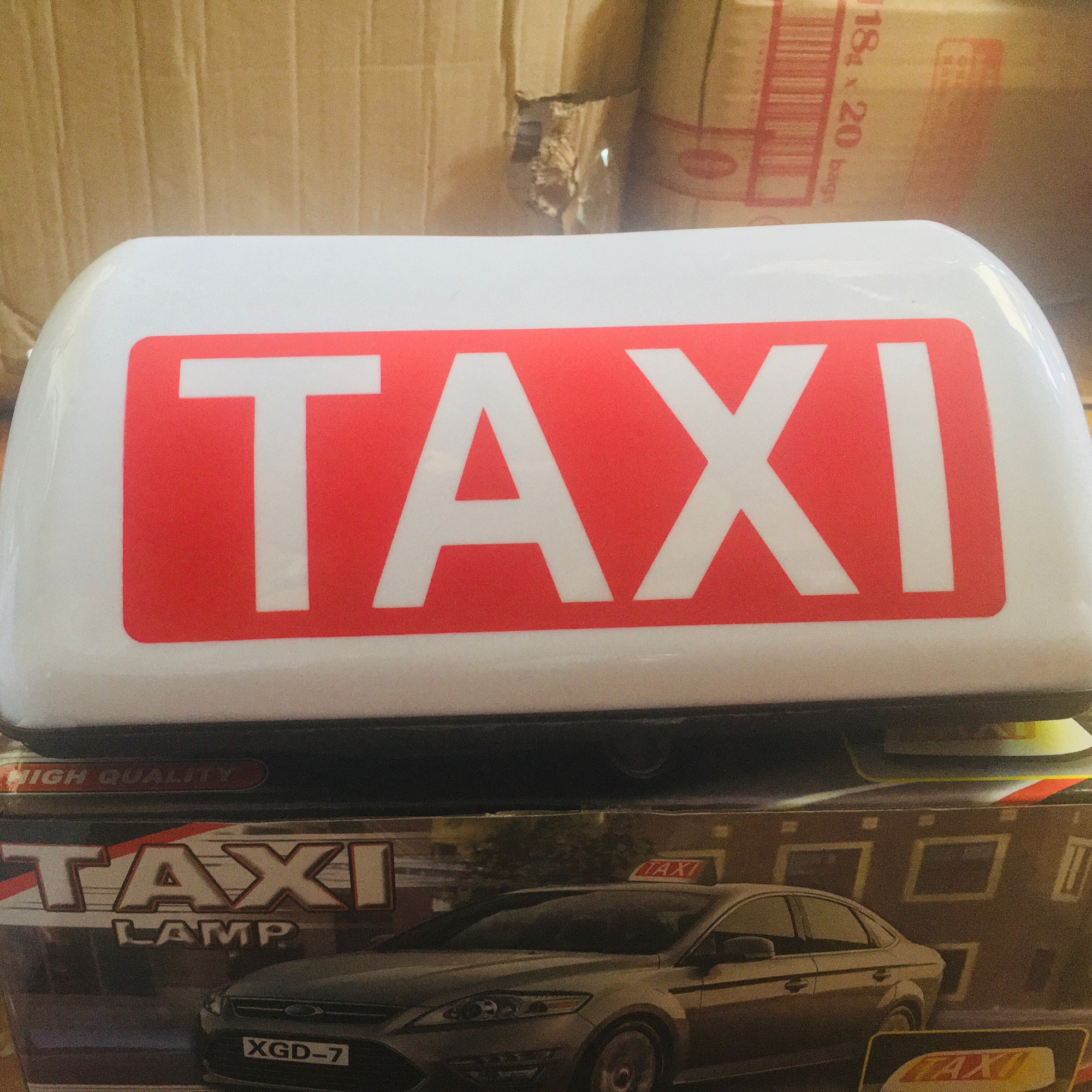 Đèn Mào Sạc Lưu Điện 5-6h Cho Taxi