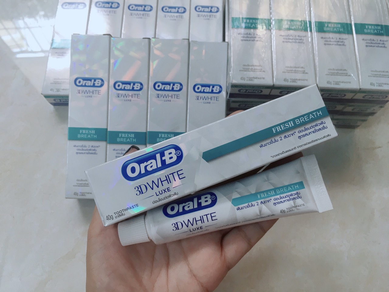 Kem đánh răng oral-b 3d white luxe fresh breath giảm ê buốt, bảo vệ răng, trắng răng hiệu quả