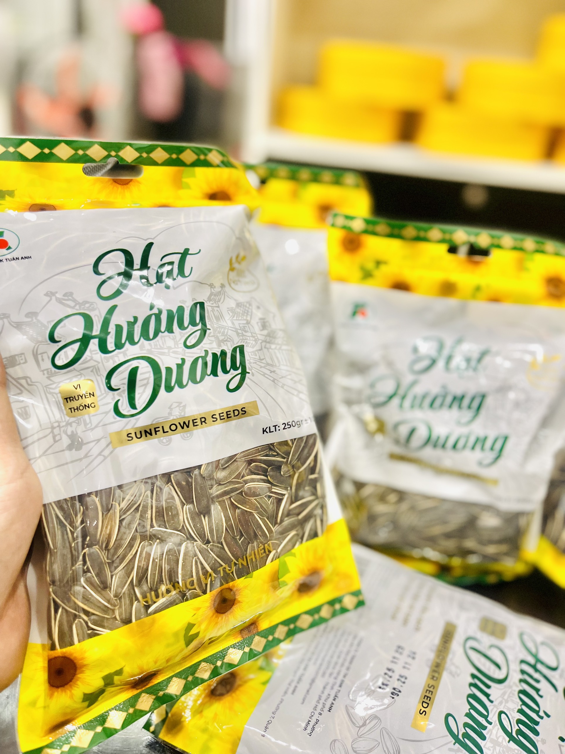 Hạt hướng dương loại ngon quà nguyên vị 250g