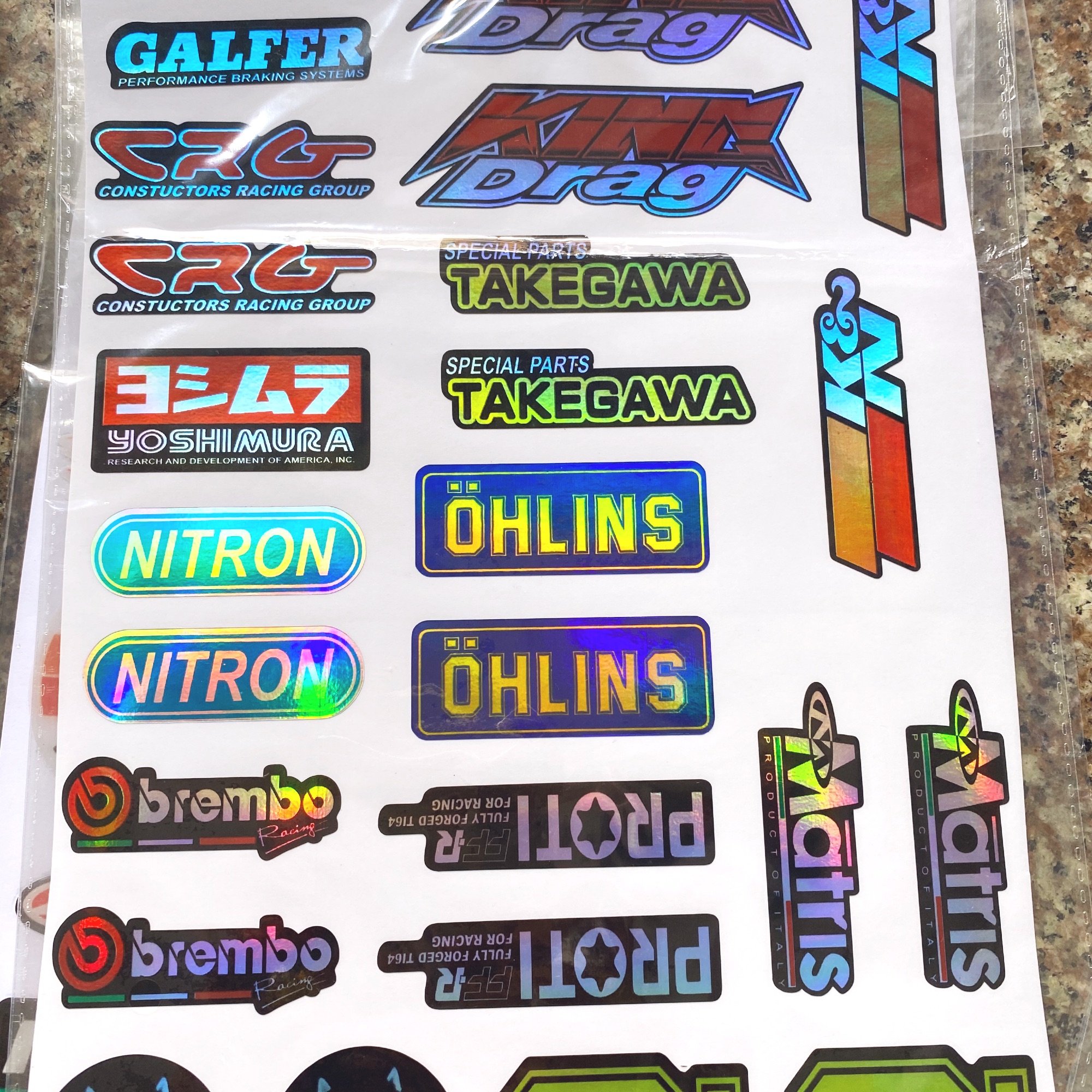 [HCM]Tem chữ crom thương hiệu nổi tiếng như brembo kn nitrons grafer... dễ trang trí đẹp mắt cho mọi loại xe. Dán nhiều nơi đều thích hợp. Ko bong tróc và bền lâu